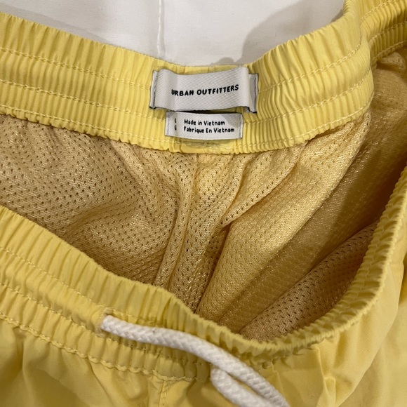 Urban Outfitters Nylon Wind Pants - Picture 4 of 4